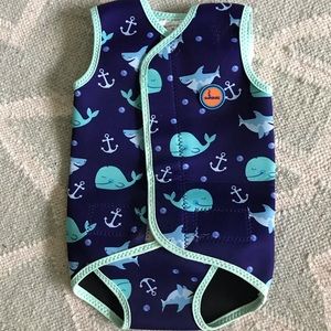 Kid’s Wetsuit 6-18 months. Great for Swim Lessons!